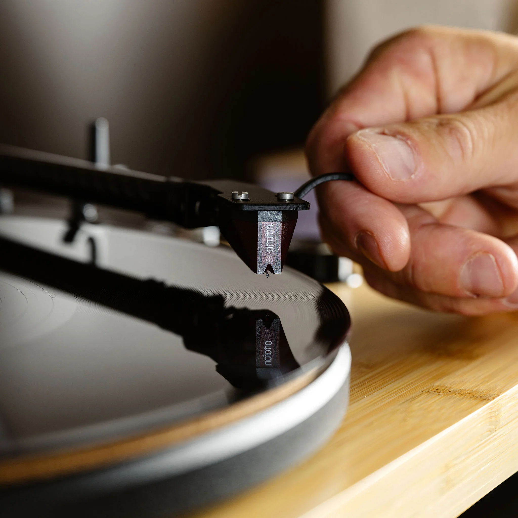 LENCO LBT-335BA - Platenspeler met Bluetooth® en Ortofon 2M Red cartridge - Bamboe - Image 25