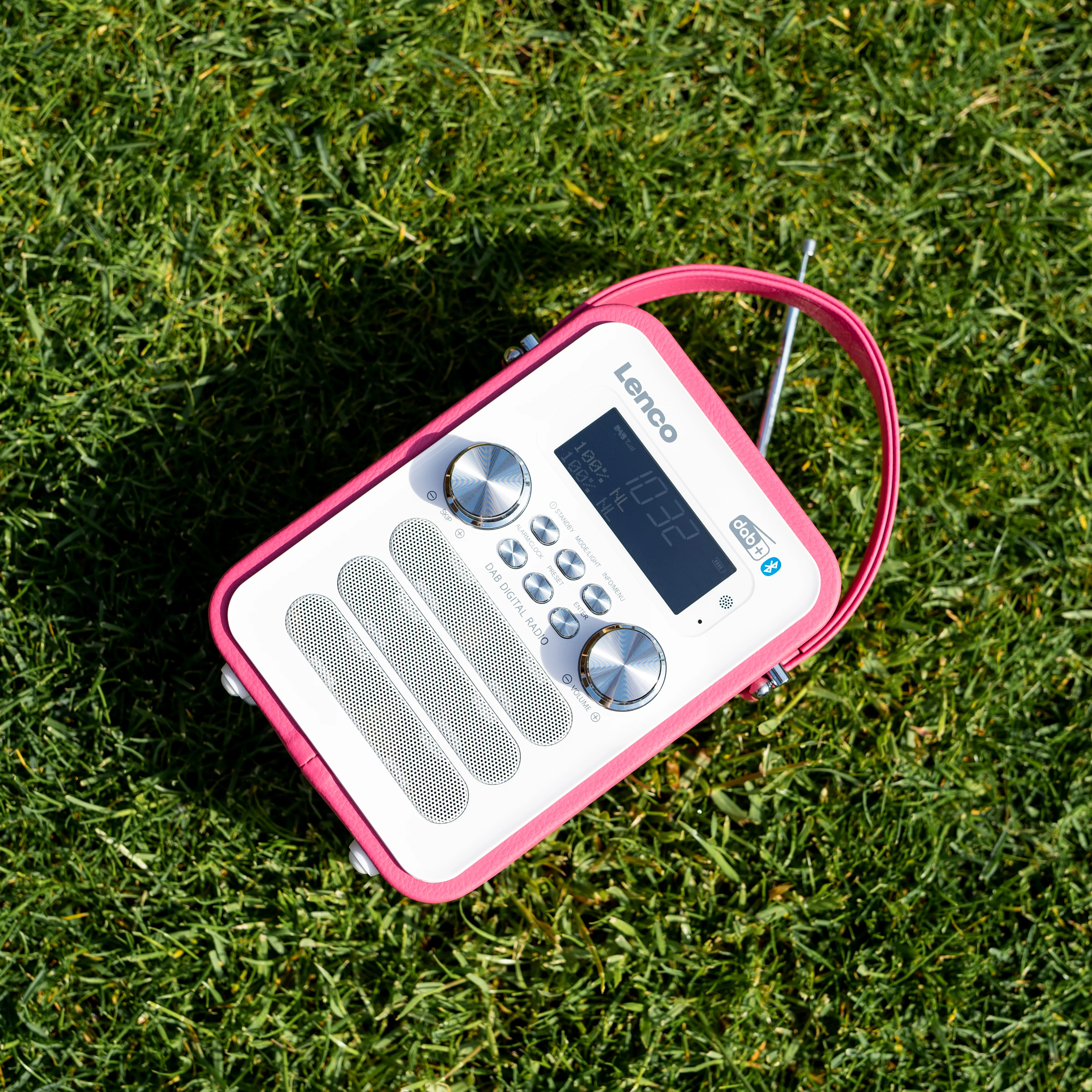 LENCO PDR-051PKWH - Draagbare DAB+ FM Radio met Bluetooth® en AUX-ingang, oplaadbare batterij - Roze - Image 10