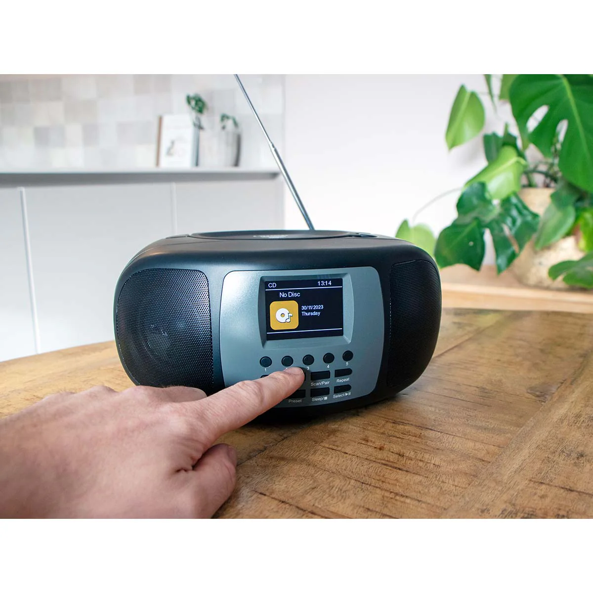 LENCO SCD-860BK - Draagbare DAB+/FM radio met Bluetooth®, CD-speler en groot LCD kleurendisplay - Zwart - Image 18
