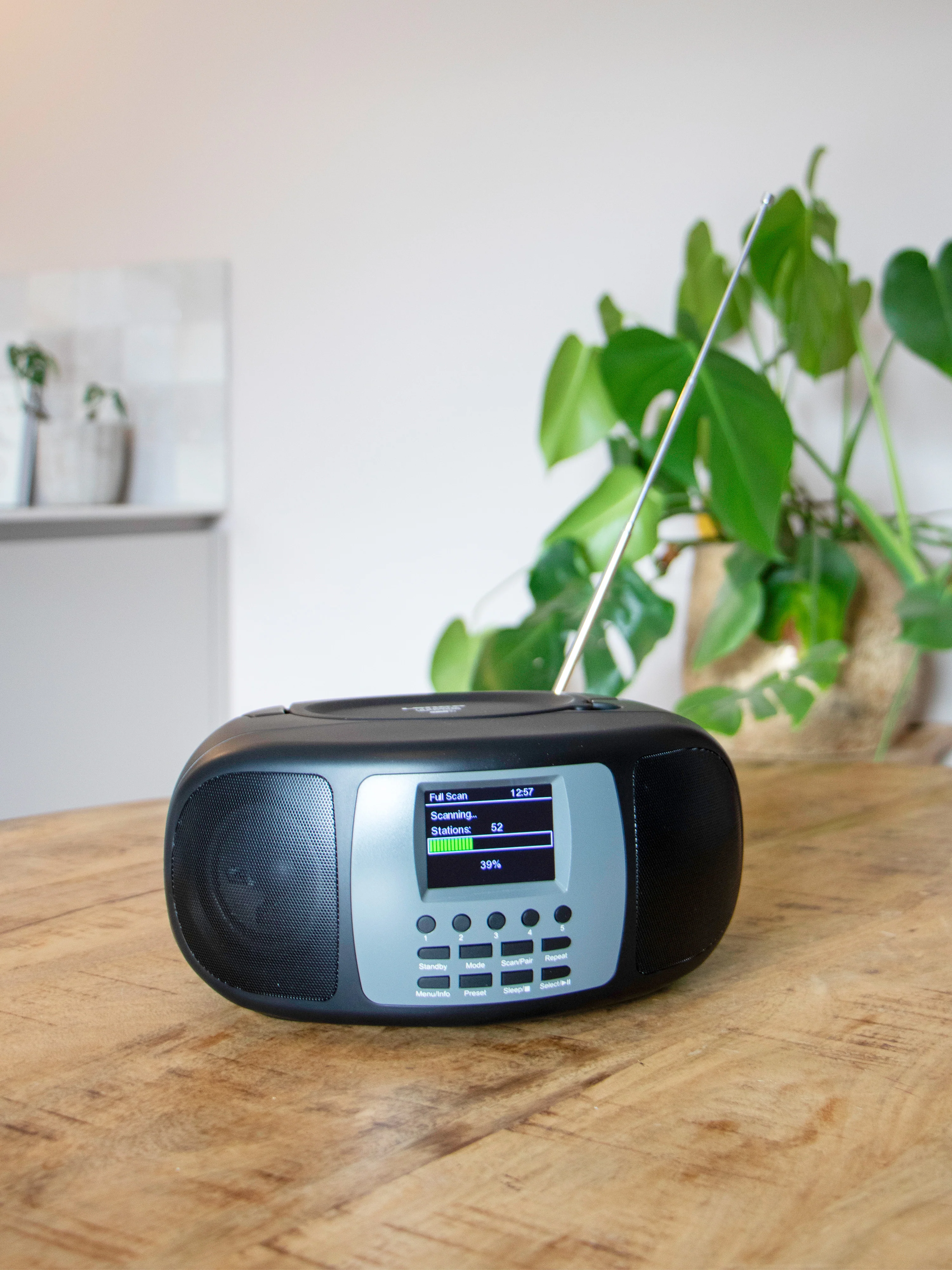 LENCO SCD-860BK - Draagbare DAB+/FM radio met Bluetooth®, CD-speler en groot LCD kleurendisplay - Zwart - Image 27