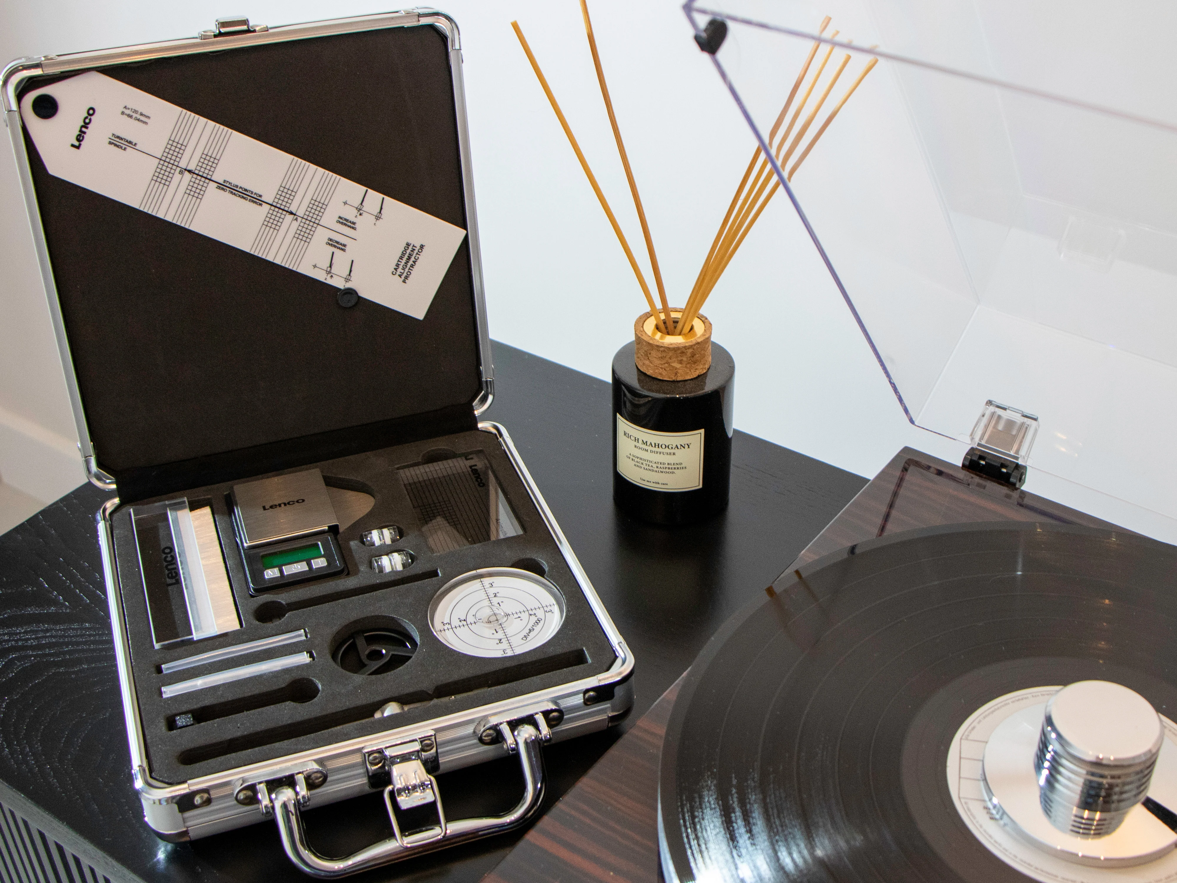 LENCO TTA-12IN1PRO - Professionele 12-in-1 set met platenspeler accessoires en luxe LP schoonmaakset - Zilver - Image 30